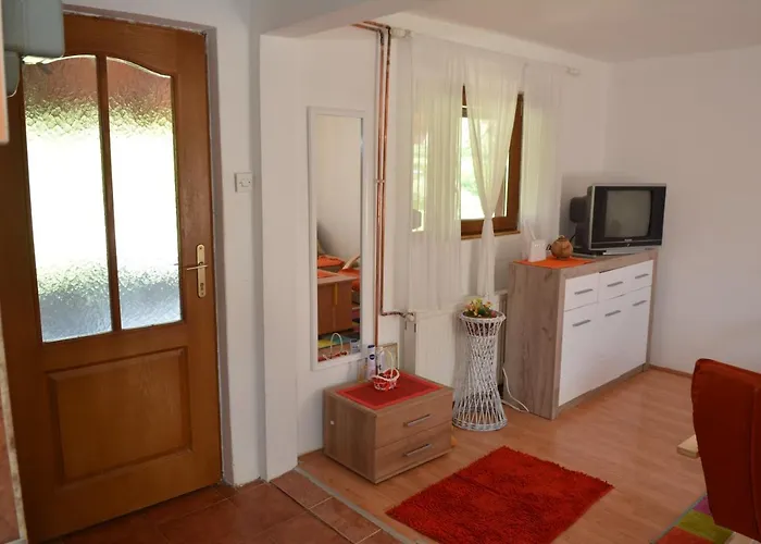 Dom wakacyjny Vikend Kuca Stefana